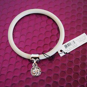 Marc Jacobs Charm Rubber Bracelet in Oyster Grey